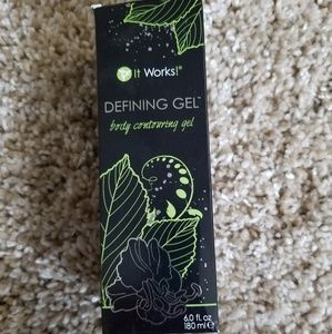 It Works Defining Gel - helps with cellulite!
